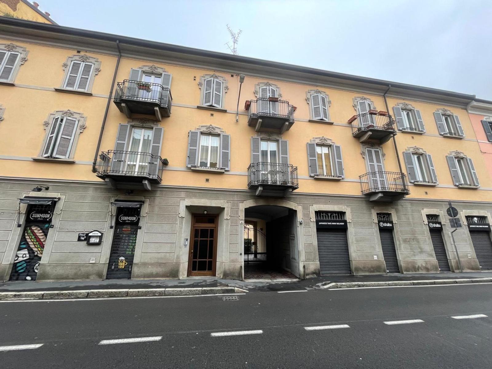 Gelsomino Appartamento Con Posto Auto Nel Centro Di Monza Buitenkant foto